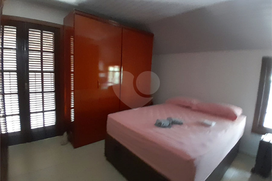 Casa à venda com 3 quartos, sendo 2 suítes,  no condomínio Alpes da Cantareira, Mairiporã - SP