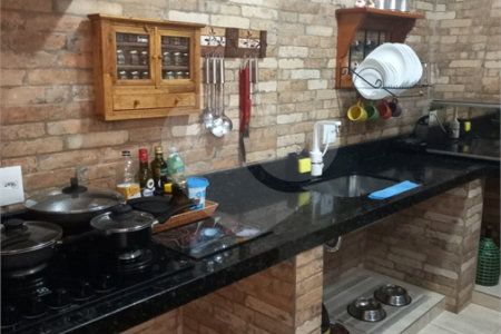 Casa à venda com 3 quartos, sendo 1 suíte, em Bosque, Vinhedo, SP