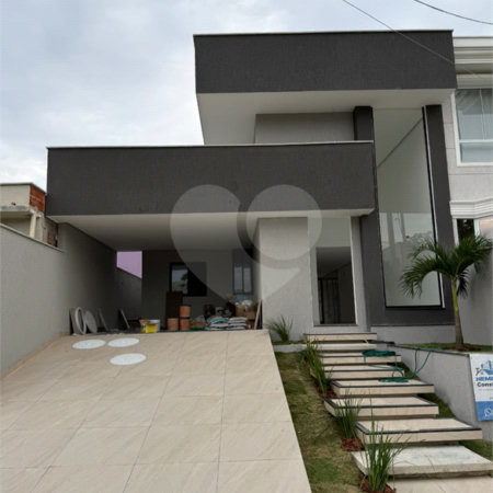 Casa à venda com 3 quartos, sendo 1 suíte, no condomínio Grand Park, Rio de Janeiro - RJ