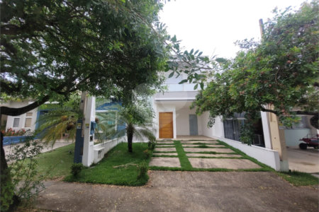 Casa à venda com 3 suítes no condomínio Horto Florestal II, Sorocaba - SP