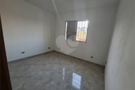 Sobrado à venda com 3 quartos, sendo 1 suíte, em Campo Grande, São Paulo, SP
