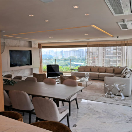Apartamento à venda com 3 suítes em Moema, São Paulo, SP