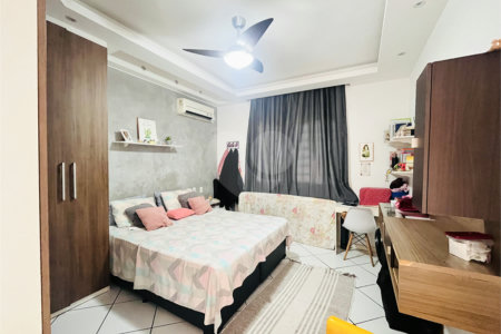 Casa à venda com 2 quartos, sendo 1 suíte, em Campo Grande, Rio de Janeiro, RJ