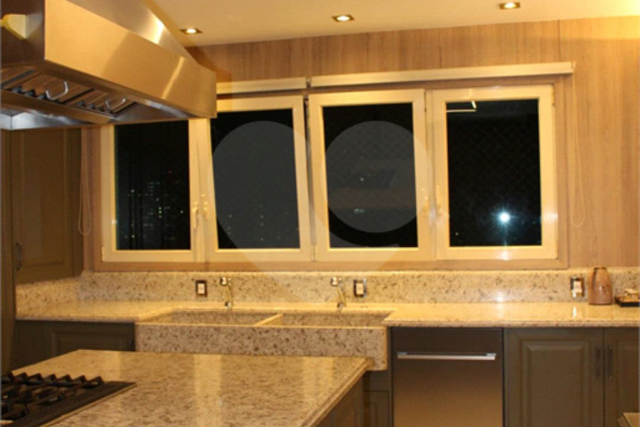 Apartamento à venda com 4 suítes em Santana, São Paulo, SP
