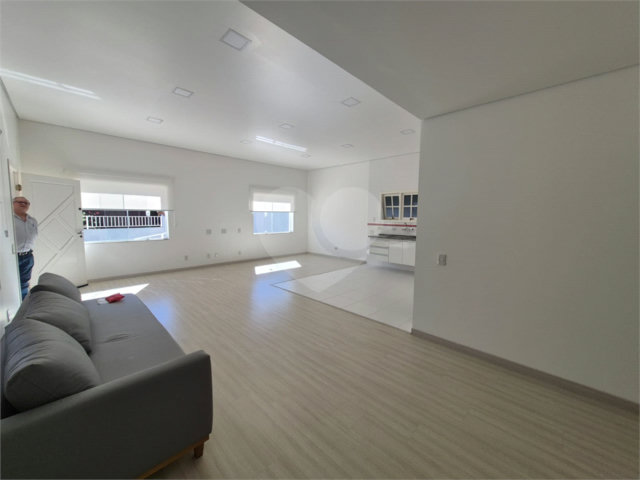 Casa à venda com 2 suítes no condomínio Alpes da Cantareira, Mairiporã - SP