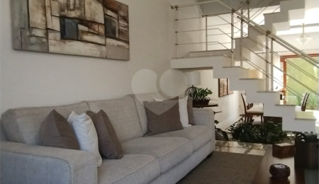 Sobrado à venda com 3 quartos, sendo 1 suíte, em Planalto Paulista, São Paulo, SP