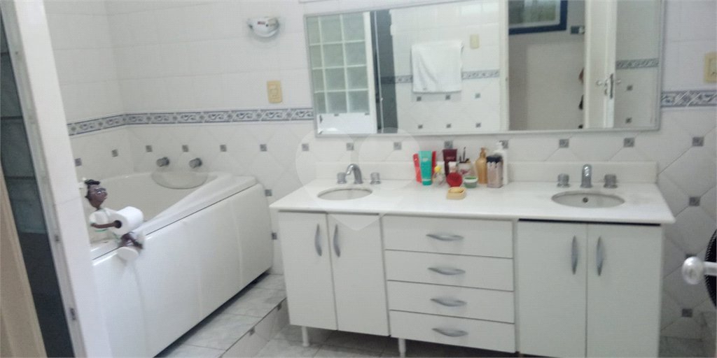 Casa à venda com 6 quartos, sendo 3 suítes, em Vila Isabel, Rio de Janeiro, RJ
