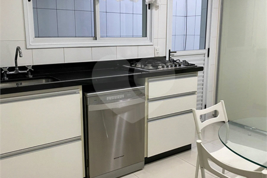 Casa à venda com 4 suítes no condomínio Maison Montparnasse, São Paulo - SP