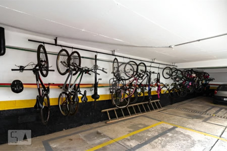Apartamento à venda com 3 quartos em Caxingui, São Paulo, SP