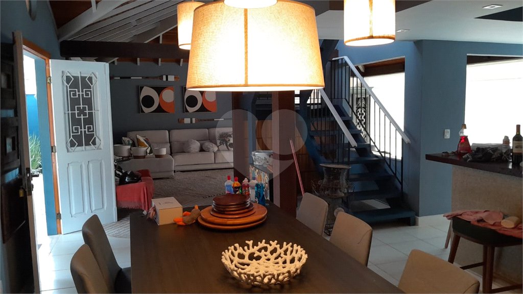 Casa à venda com 6 quartos, sendo 4 suítes, em Manguinhos, Armação dos Búzios, RJ