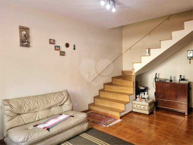 Casa de Vila à venda com 3 suítes em Jardim Prudência, São Paulo, SP