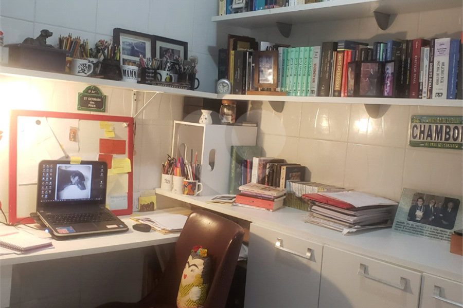 Sobrado à venda com 3 quartos, sendo 1 suíte, em Tremembé, São Paulo, SP