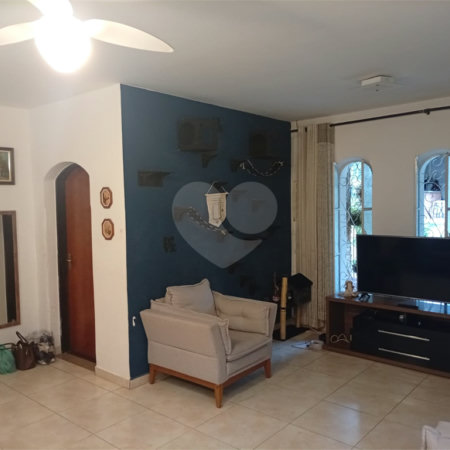 Casa à venda com 3 quartos, sendo 1 suíte, em Parque Vitória, São Paulo, SP