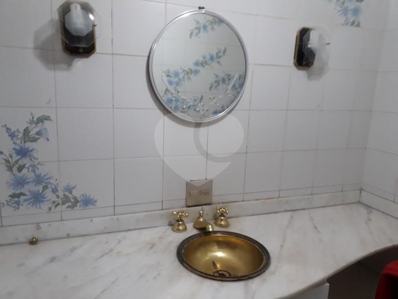 Sobrado à venda com 4 quartos em Brooklin Paulista, São Paulo, SP
