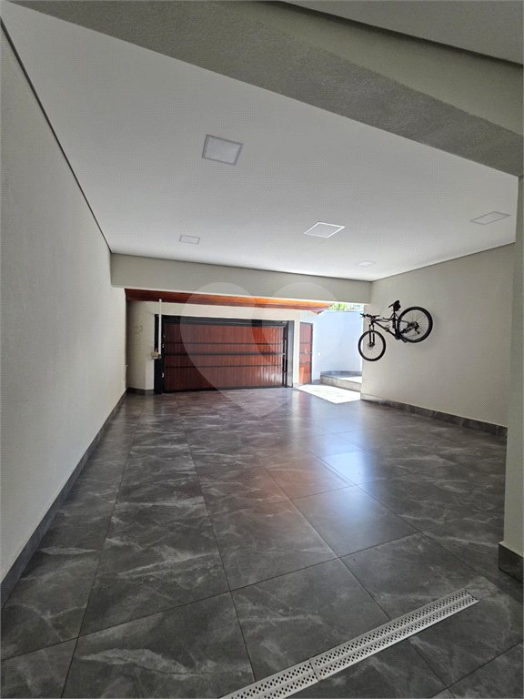 Casa Térrea à venda com 4 quartos, sendo 2 suítes, em Vila Avaí, Indaiatuba, SP