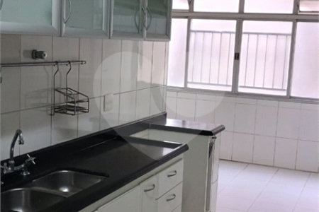Apartamento para alugar com 3 quartos, sendo 1 suíte, em Cerqueira César, São Paulo, SP