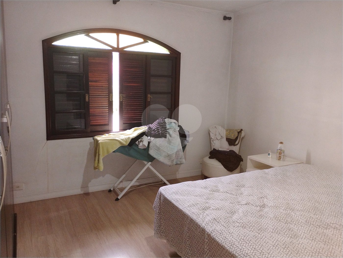 Sobrado à venda com 3 quartos, sendo 1 suíte,  em Vila Nivi, São Paulo, SP