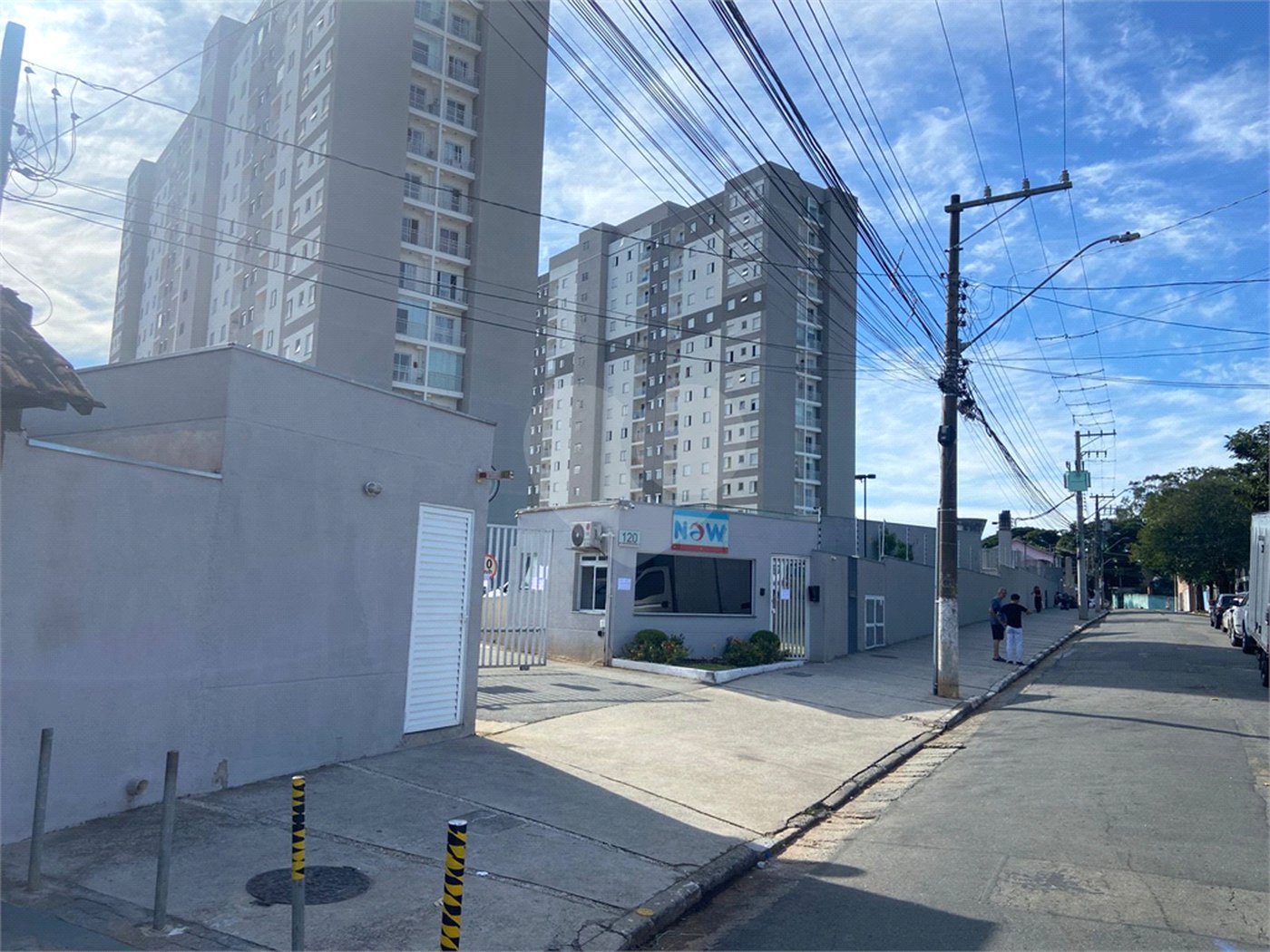 Apartamento à venda com 2 quartos, sendo 1 suíte, em Jardim Itamarati, Poá, SP