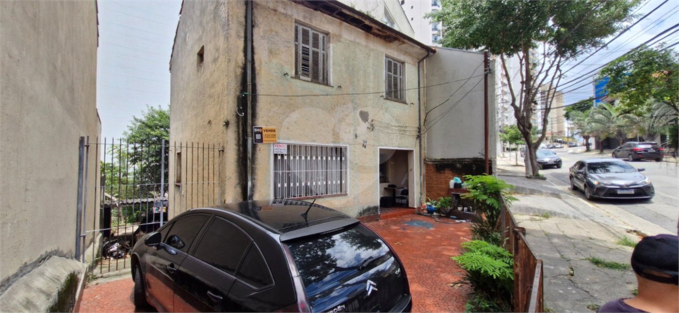Sobrado à venda com 3 quartos em Santana, São Paulo, SP