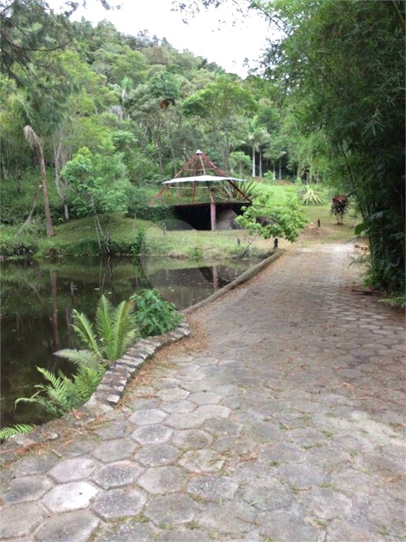 Sítio à venda com 5 suítes em Botujuru, Mogi das Cruzes, SP