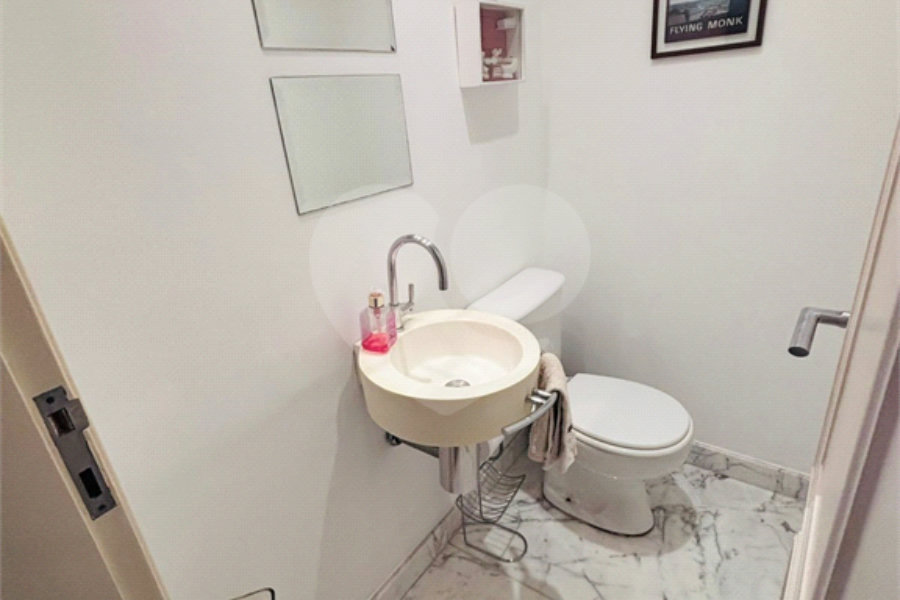 Apartamento à venda com 3 quartos, sendo 1 suíte, em Morumbi, São Paulo, SP