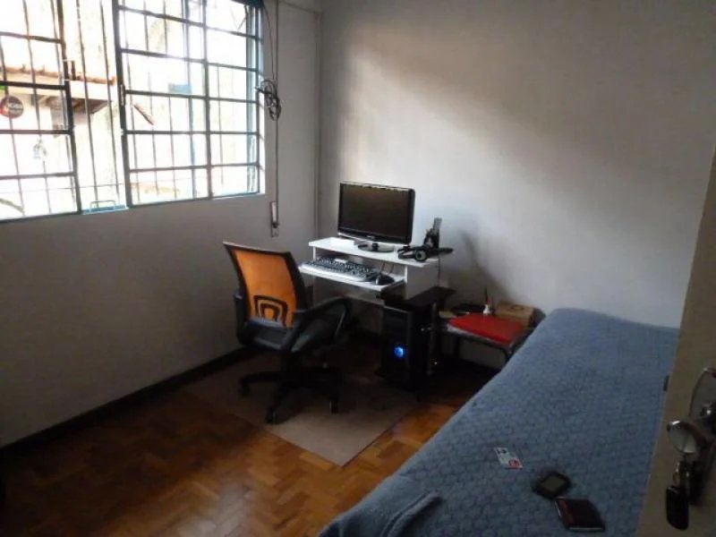 Casa Térrea à venda com 3 quartos, sendo 1 suíte,  em Caxingui, São Paulo, SP