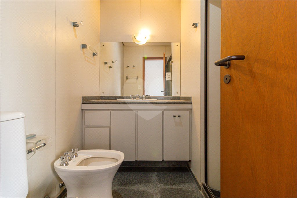 Apartamento à venda com 4 quartos, sendo 3 suítes,  em Chácara Santo Antônio, São Paulo, SP