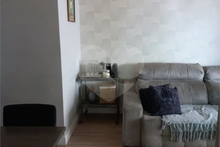 Apartamento Condominio Clube em Pinheiros com 90 m² Útil com 3 dormitórios sendo 1 suíte com 1 Vagas