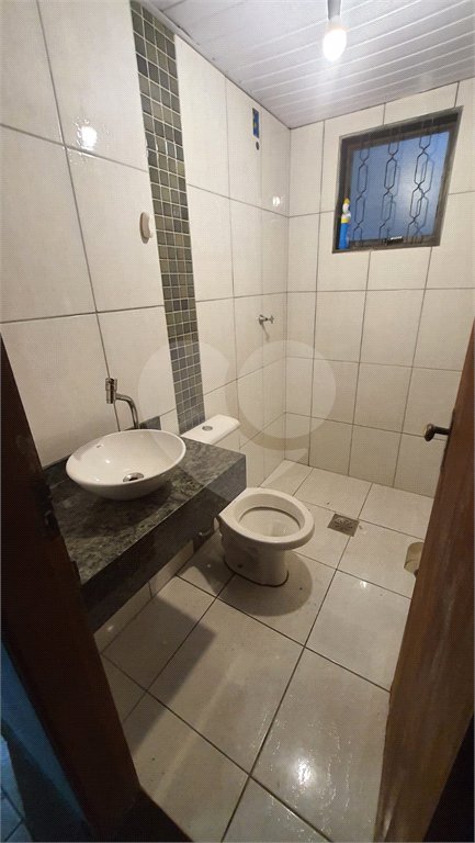 Casa sobrado para venda no Jardim das Torres