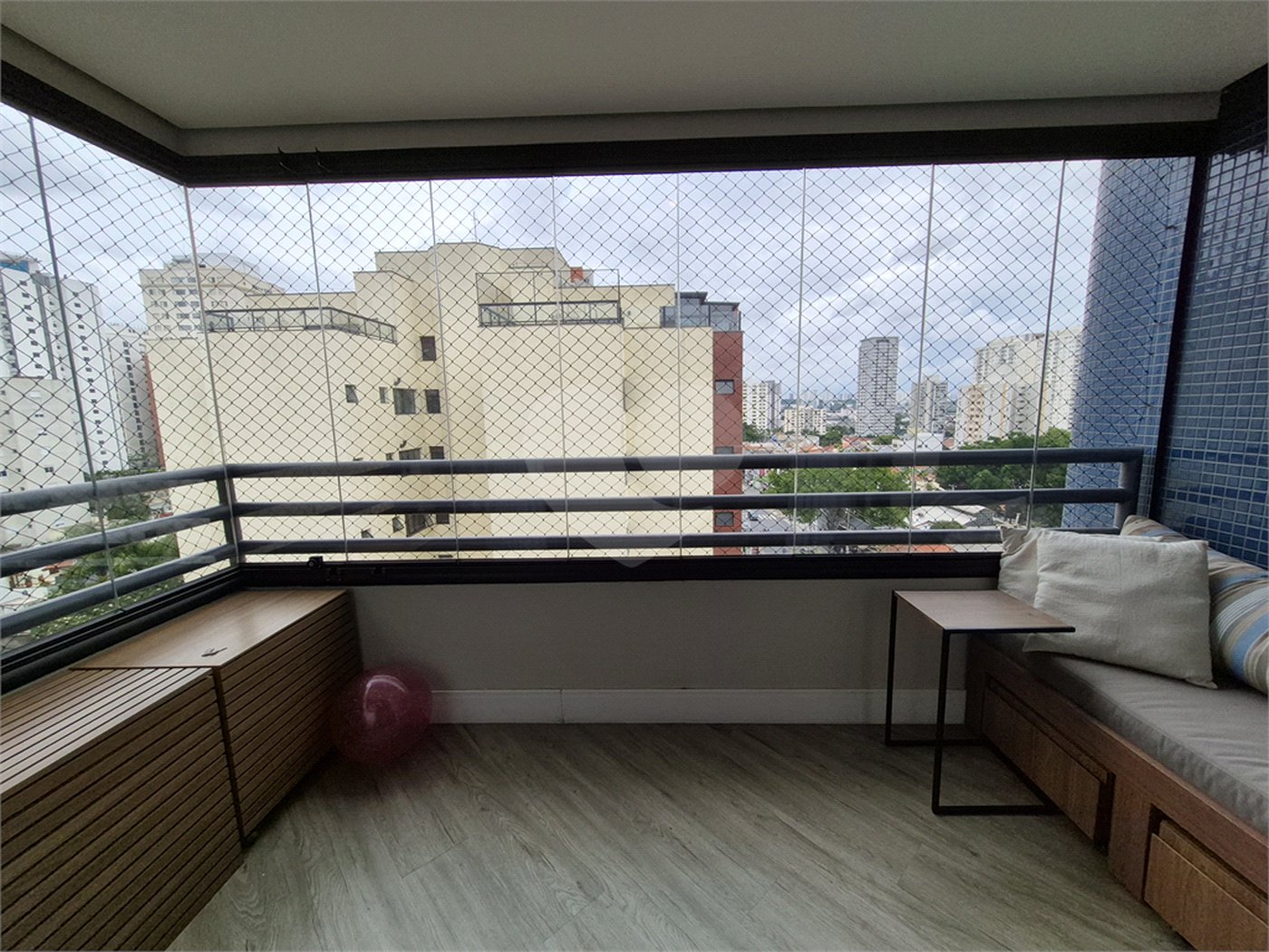 Cobertura à venda com 4 quartos, sendo 2 suítes, em Vila Hamburguesa, São Paulo, SP
