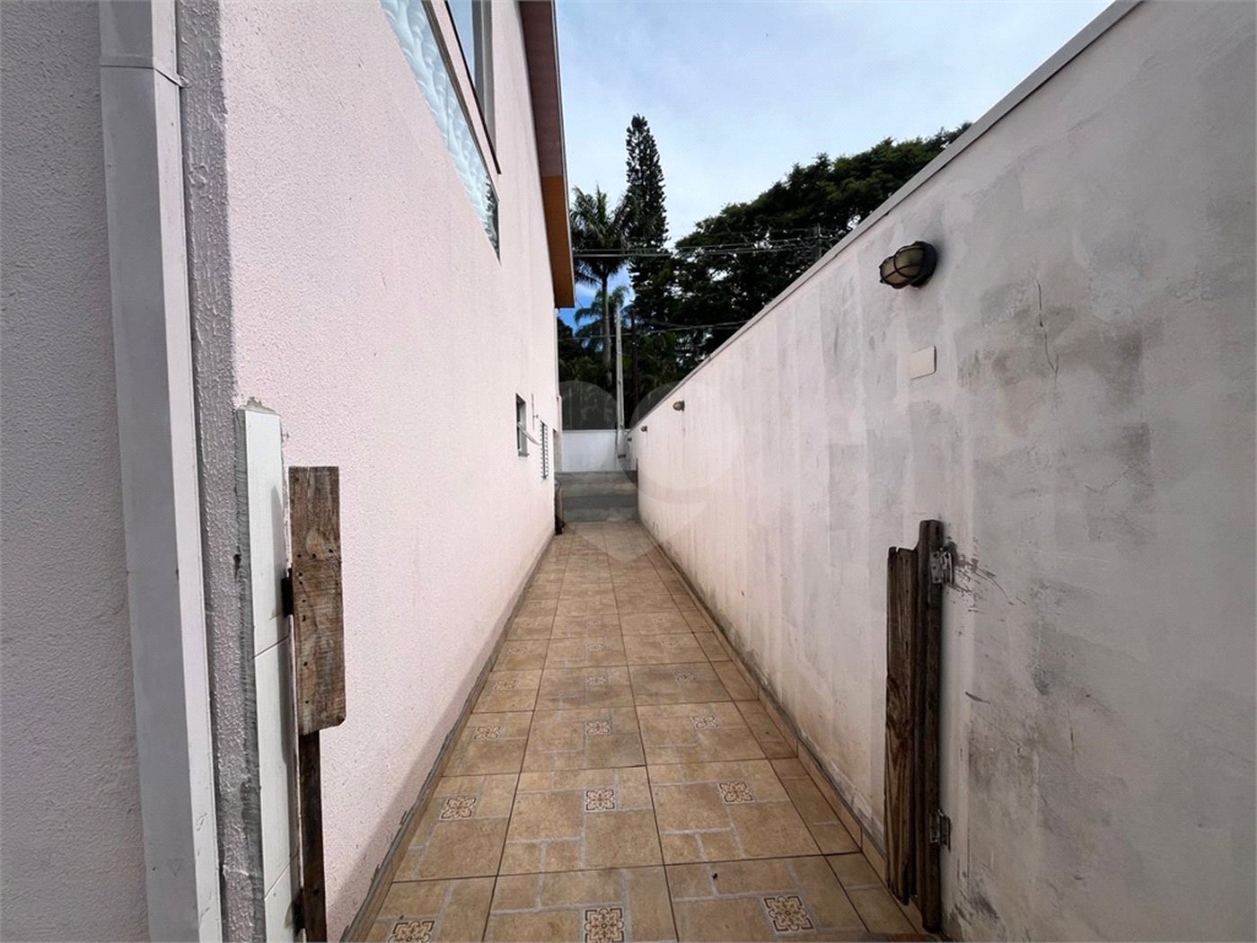 Casa à venda com 4 quartos, sendo 2 suítes, em Chapada Grande, Itapetininga, SP
