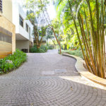 Casa à venda com 4 suítes no condomínio Vila Flora, São Paulo - SP