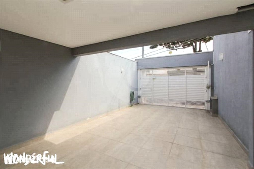 Casa à venda com 3 quartos, sendo 1 suíte, no condomínio Casa Térrea, São Paulo - SP