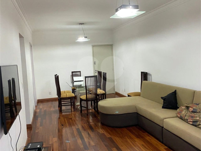 Apartamento à venda com 3 quartos, sendo 1 suíte,  em Vila Santa Catarina, São Paulo, SP