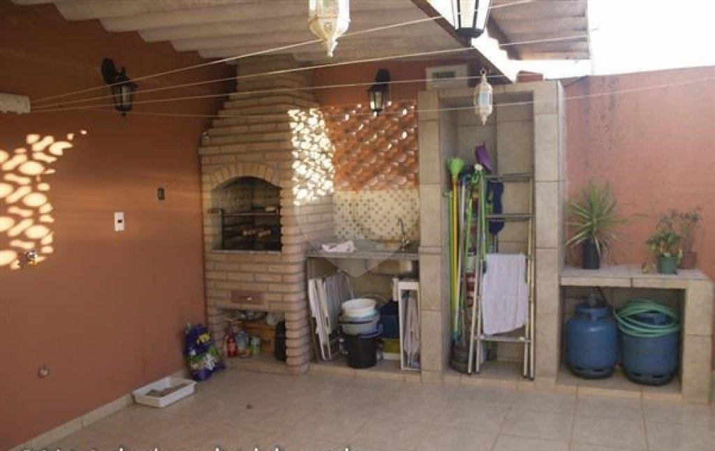 Sobrado à venda com 3 quartos em Jardim Virginia Bianca, São Paulo, SP