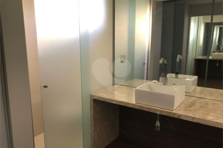Casa à venda com 6 quartos, sendo 3 suítes, no condomínio Jardim Vila Paradiso, Indaiatuba - SP