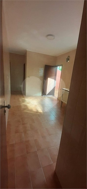 Casa à venda com 3 quartos, sendo 1 suíte, em Vila Gustavo, São Paulo, SP