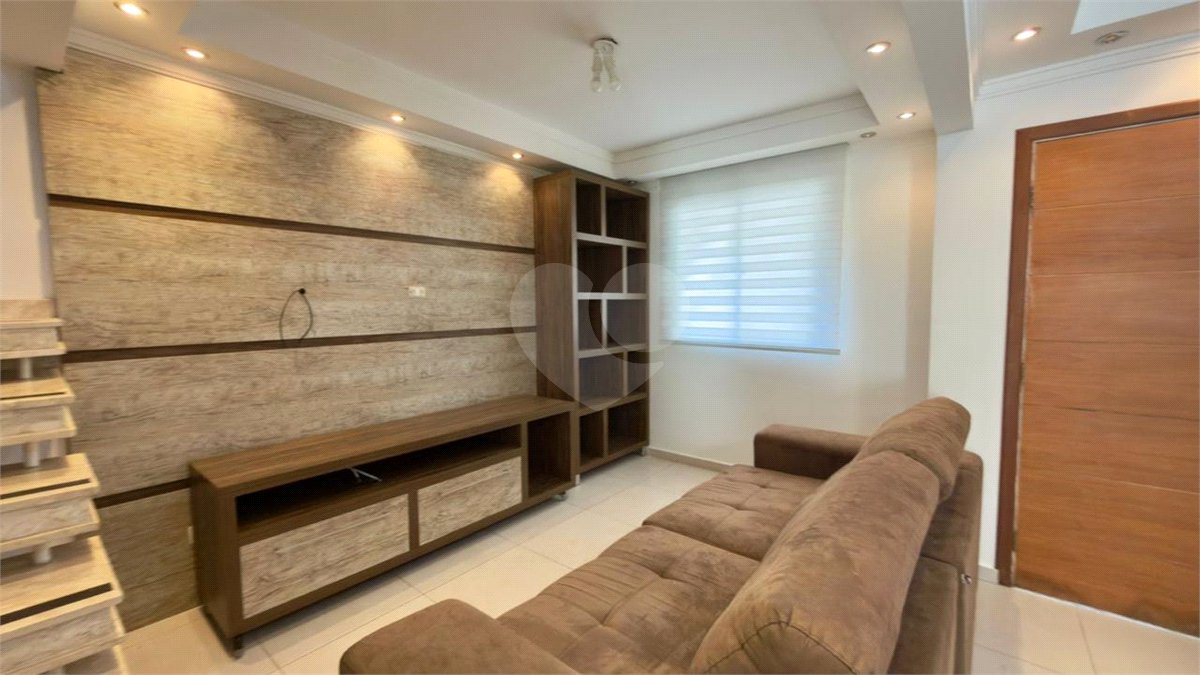 Casa à venda com 3 quartos, sendo 1 suíte, no condomínio Residencial Village Salermo, Sorocaba - SP