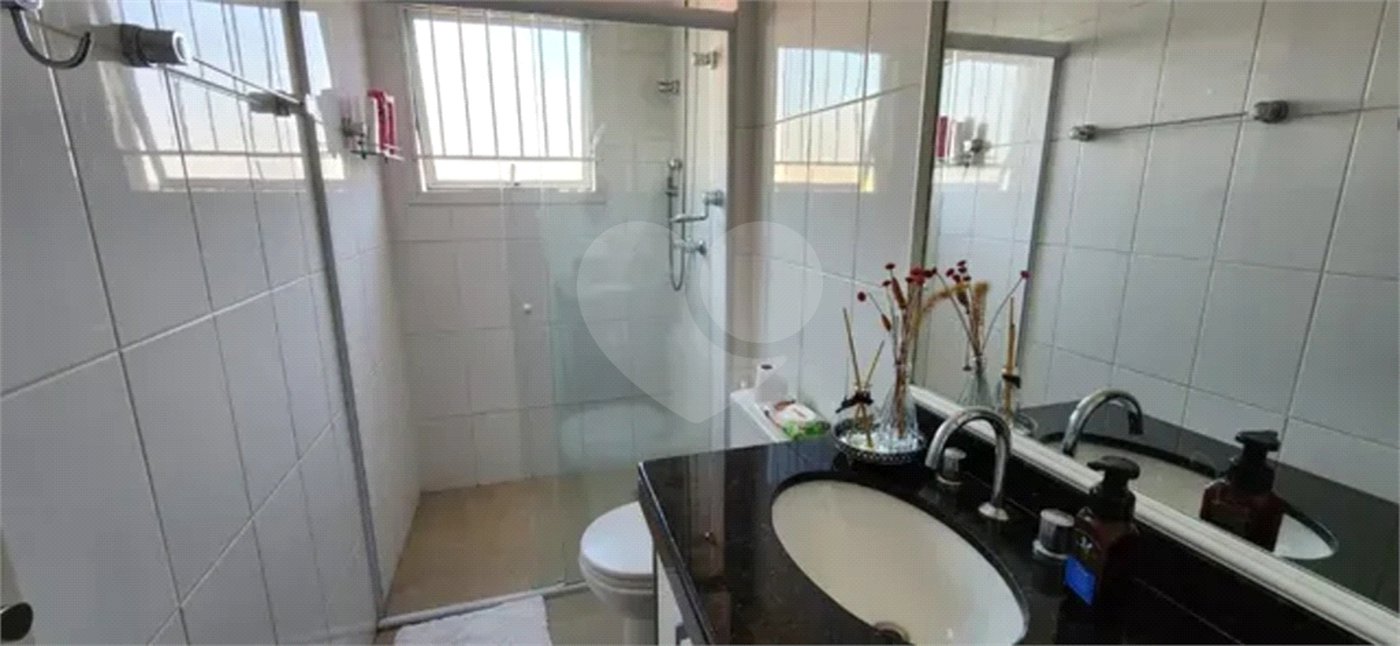 Apartamento à venda com 4 quartos, sendo 2 suítes,  em Vila Ema, São José dos Campos, SP