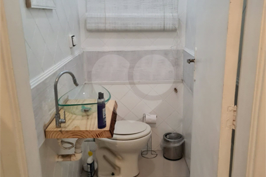 Sobrado à venda com 5 quartos, sendo 2 suítes, em Vila Guilherme, São Paulo, SP