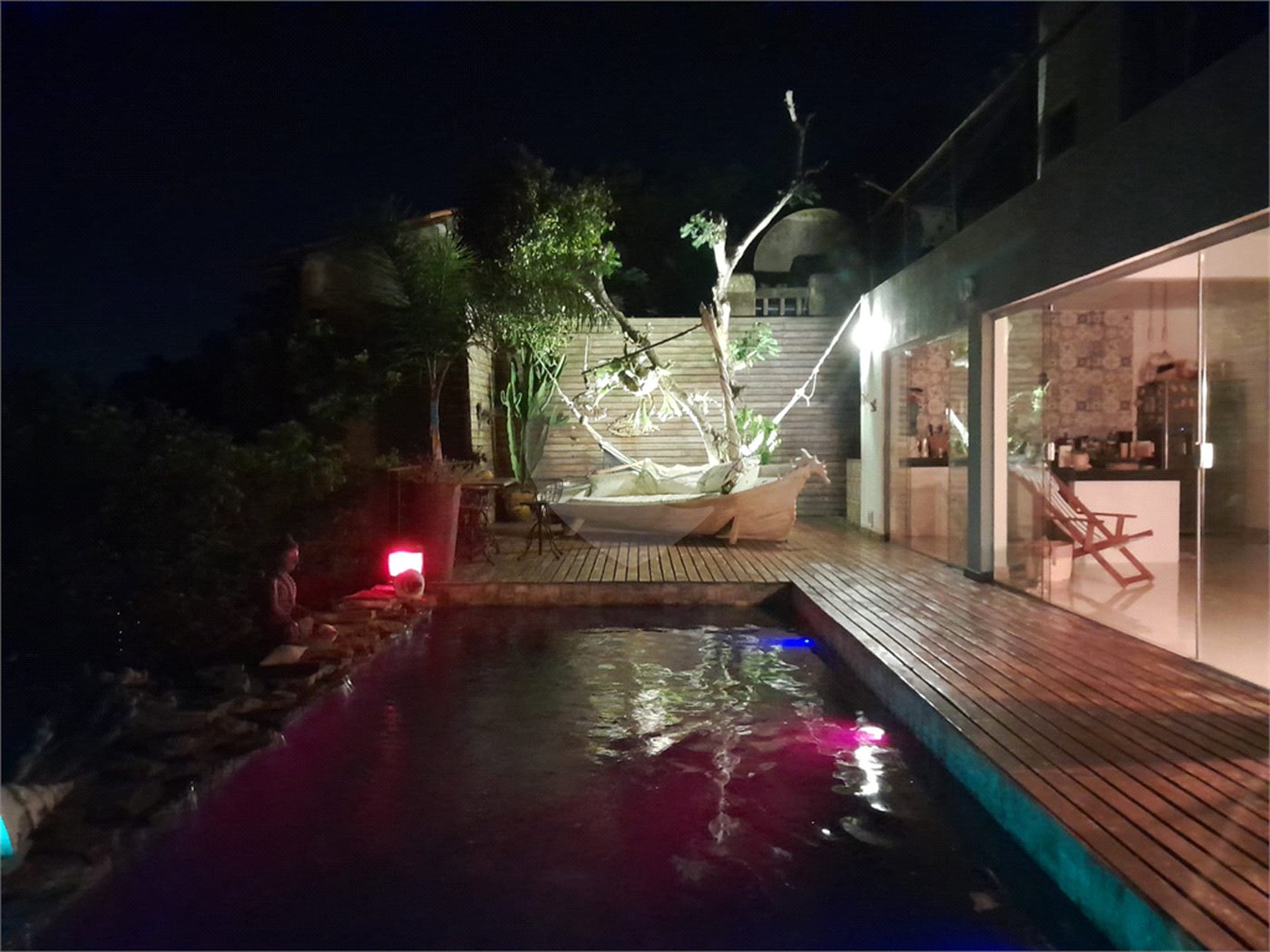 Casa à venda com 4 quartos, sendo 2 suítes,  em Albatroz, Armação dos Búzios, RJ