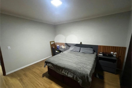 Casa à venda com 2 quartos, sendo 1 suíte,  no condomínio Lago dos Ipês, Itapetininga - SP