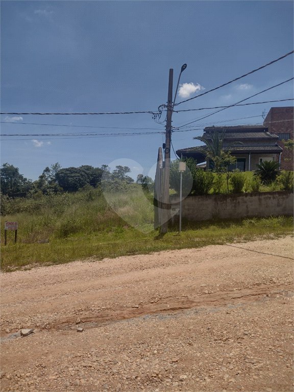 Terreno à venda no condomínio Lago Dourado, Jacareí - SP