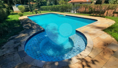 Casa à venda com 4 quartos, sendo 1 suíte,  no condomínio Parque Imperial da Cantareira, Mairiporã - SP