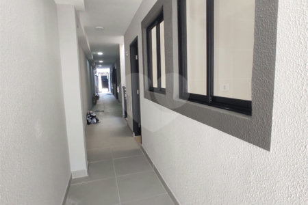 Casa à venda com 1 quarto em Parada Inglesa, São Paulo, SP