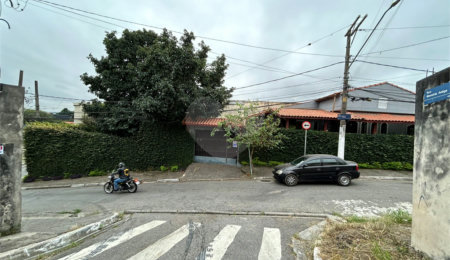 Casa à venda com 3 quartos em Parque Sonia, São Paulo, SP