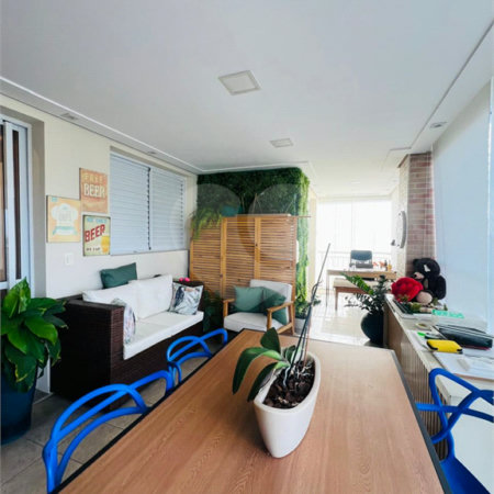Apartamento à venda com 3 quartos, sendo 1 suíte, em Alto da Boa Vista, São Paulo, SP