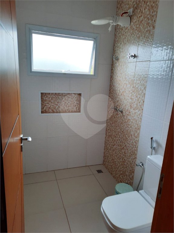 Casa à venda com 4 quartos, sendo 2 suítes, no condomínio Parque das Garças, Atibaia - SP