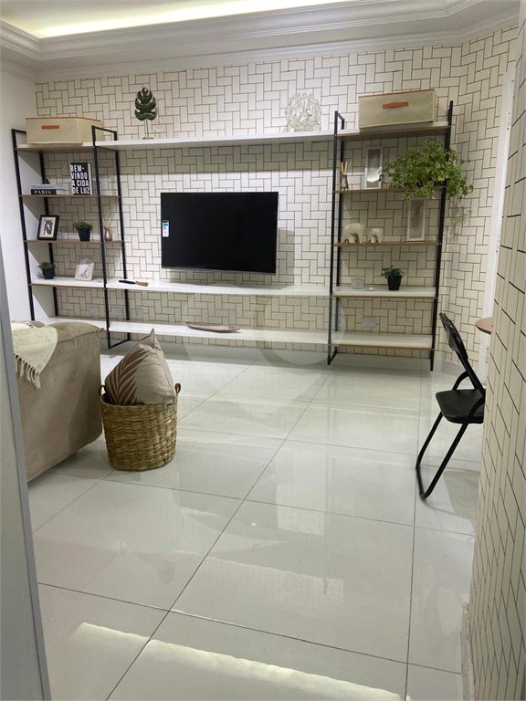 Casa de Vila à venda com 2 quartos, sendo 1 suíte, em Silveira, Santo André, SP