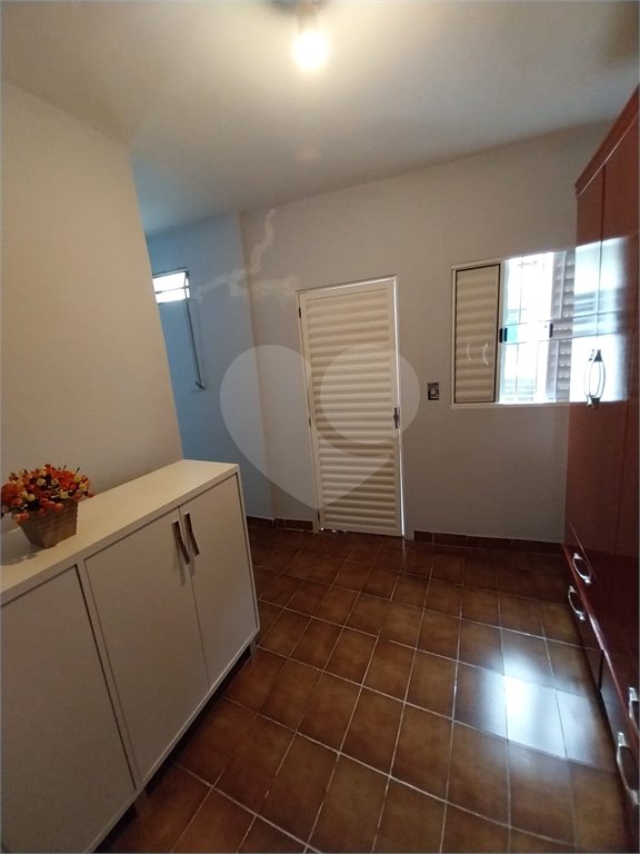Sobrado à venda com 3 quartos, sendo 1 suíte, em Tremembé, São Paulo, SP